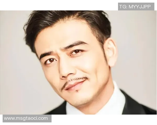 足球明星杨烁的成长历程与职业生涯全景介绍 足球明星杨烁的成长历程与职业生涯全景介绍